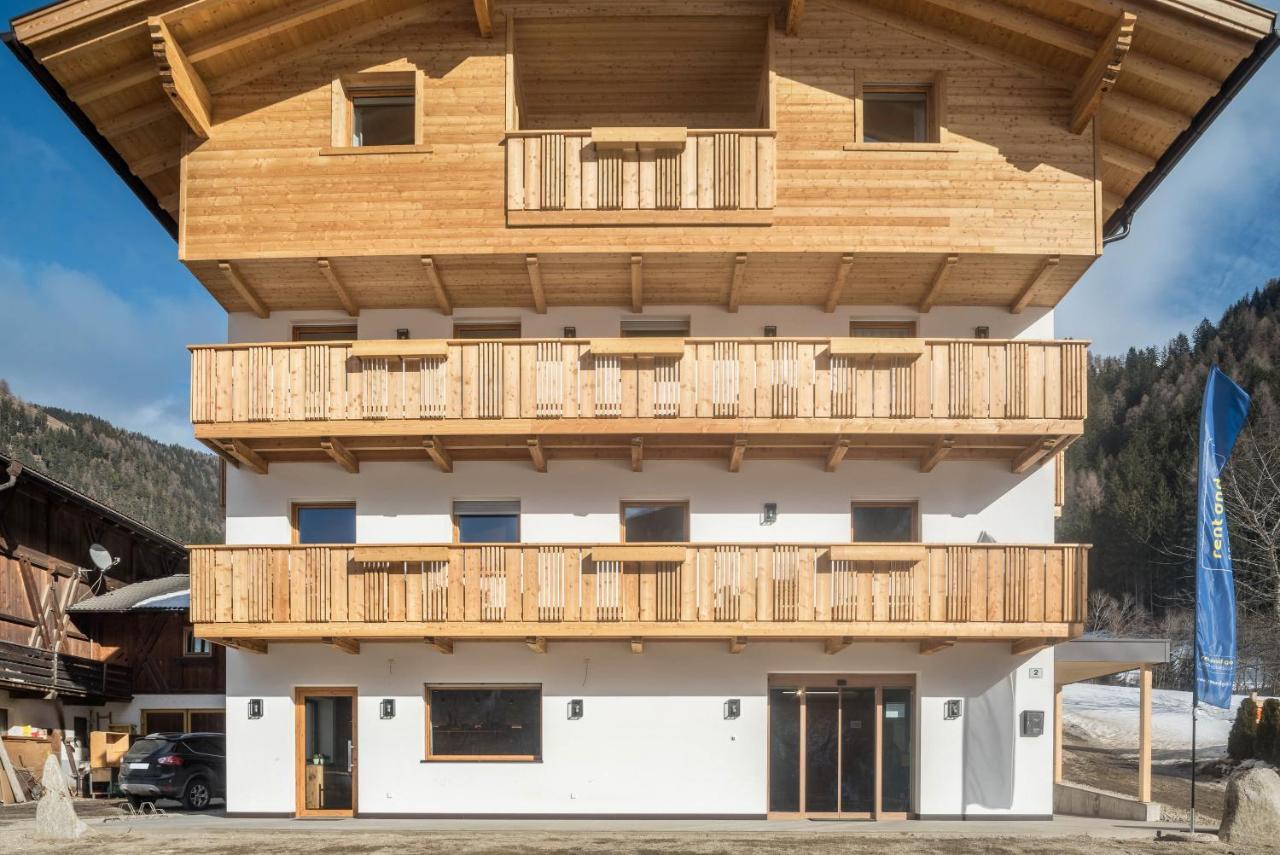 Balbeinhof Apt Hirsch Luson Eksteriør bilde