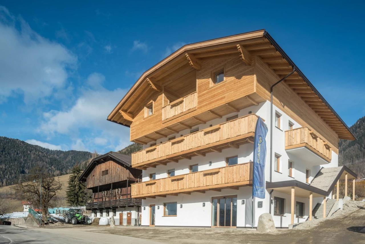 Balbeinhof Apt Hirsch Luson Eksteriør bilde