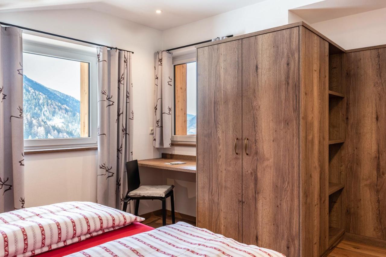 Balbeinhof Apt Hirsch Luson Eksteriør bilde